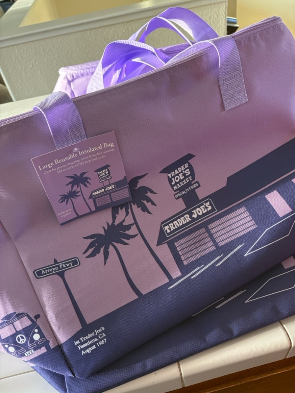 Trader Joe's Reusable Insulated Tote in Lavender and Navy 8gallon bag